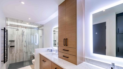 Modern Bathroom Photo
